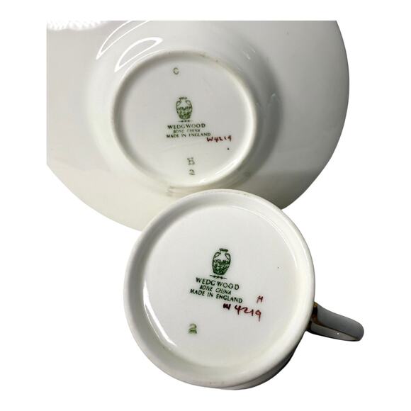 WEDGWOOD Demitasse TEA CUP & SAUCER Gold Florentine Espresso W4219 Bone China - Picture 5 of 10